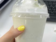 -麦当劳(中山公园龙之梦店)