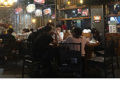 -琥珀老六龙虾(四里河店)
