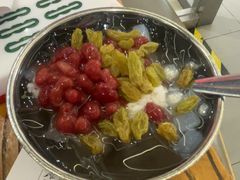 -成都你六姐·牛肉冒菜(上海陆悦汇店)