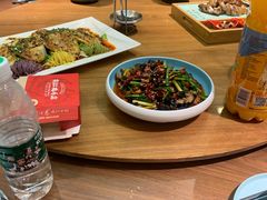 -有红鸡毛店·川菜(建设路店)