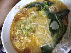 -二钢串叔麻辣烫(华龙大厦店)