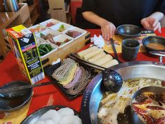 -谭鸭血老火锅(万象九宜城店)