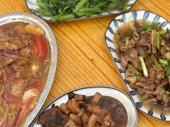 -灵山卢梅燕粉店