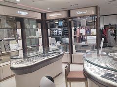 -宝岛眼镜(群光广场店)