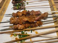 -街角等你.大连海鲜烧烤.经典铁板海鲜串(西安路店)