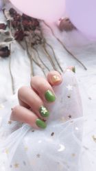 -雪奈传统美甲美睫