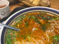 -云阿蛮云南生烫牛肉米线(奉贤路店)