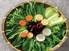 -尚尚仙·酸汤猪手·猪肚鸡火锅(华联万柳购物中心店)