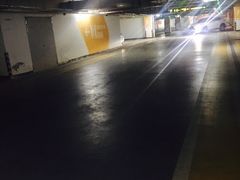 -万象城-停车场