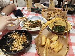 -东排食堂长沙小吃大排档(五一广场店)