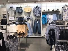 -H&M(华润万象城店)