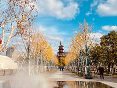 -龙华寺