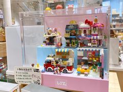 -猫的天空之城概念书店(杭州南宋御街店)