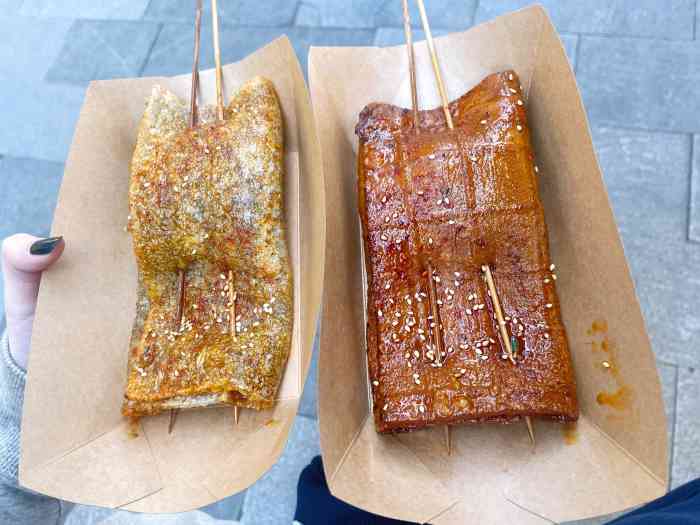 何记兴·苕皮豆干(南坪步行街店)-"一直看解放碑的排队长龙,很想一试