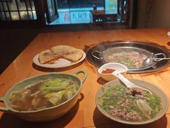 -大众跷脚牛肉馆·非遗传承单位(峨眉山店)