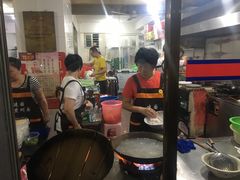 -建国蚵煎蚵面