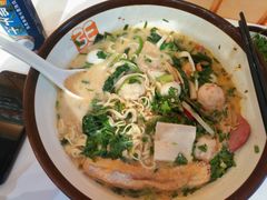 -张亮麻辣烫(政民路店)
