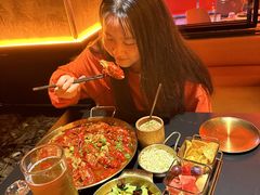 -何师烧烤Pro ·江湖川菜·小龙虾·精酿啤酒(太古里旗舰店)