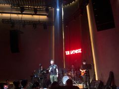 -TZ House音乐现场(来福士中心店)