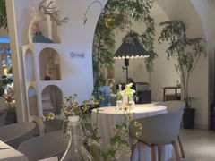 -春树下·树屋花房西餐厅(罍街AS1980店)