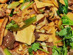 -红渡小香·牛肉麻辣香锅(车站南路店)
