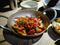 宫爆板筋-毛辣果·酸