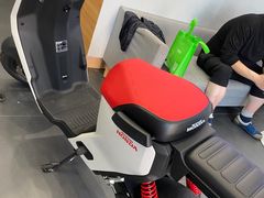 -五羊本田电动上海浦东店