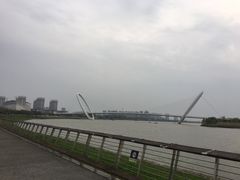 -南京眼步行桥
