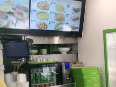 -老乡鸡(武汉中南梅苑小区地铁站店)