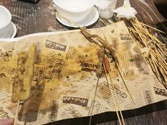 -老街烧烤大排档·地道湖北菜·龙虾馆(汉口火车站店)
