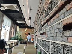 -莲餐厅·湖北菜·潜江小龙虾店(愚园路店)