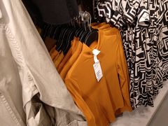 -H&M(鹏欣水游城店)