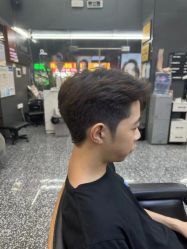 -藤野造型专业烫染接发