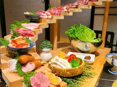 -山川小町·极番烧肉(新地假日广场店)