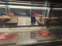 -左庭右院鲜牛肉火锅黑金店(陆家嘴中心店)