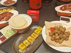 -阿瓦山寨·湘菜现炒·剁椒鱼头王(咸阳总店)