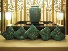 -新盈光·云会所(百丈东路店)