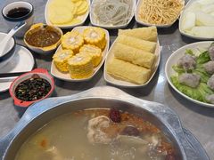 -光头药膳鸡(莱茵小镇店)