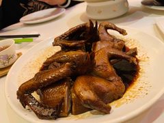 瑞士汁乳鸽-侨美·唐荔园·40年地道粤菜