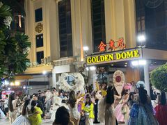 -金东尼人妖秀