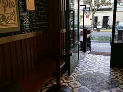 -Pie Bird(新闸路店)
