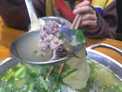 -杨三娘跷脚牛肉(羊子山西路店)