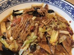 -铜锣湾·有麝自然香(重庆新天地店)