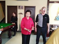 -小草屋轰趴馆别墅派对新场团建家庭聚会