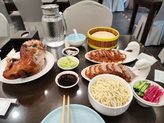 -鸿运楼烤鸭店(天桥店)