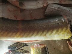 -黄记四更烤乳猪店