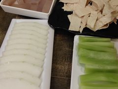 -怡品川宇火锅(宝立方店)