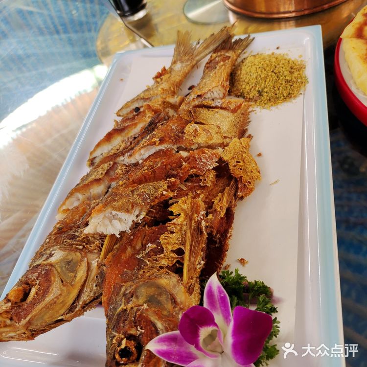 在海拉尔蒙古包品尝地道蒙古美食的独特体验