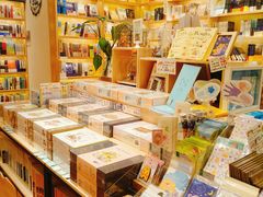 -猫的天空之城概念书店(印象城购物中心店)