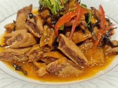 -乡村馕坑肉·烧烤·新疆菜·本地人更爱吃(阿勒泰首店)